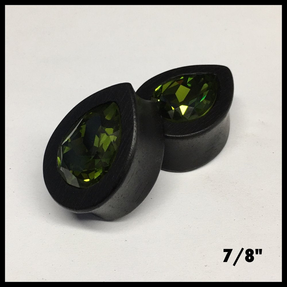 Ebony Med Swarovski Olivine Teardrop Plugs