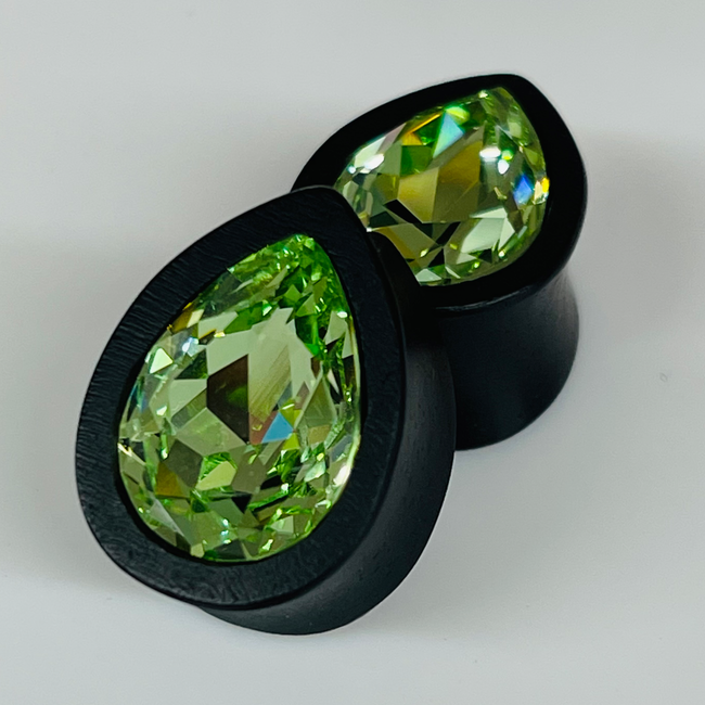 Ebony Med Swarovski Chrysolite Teardrop Plugs