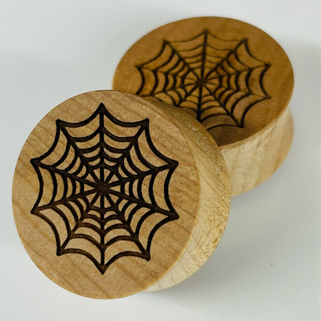 Maple Spider Webs Solid Round Plug