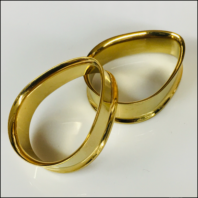 Gold Teardrop Tunnels Plugs