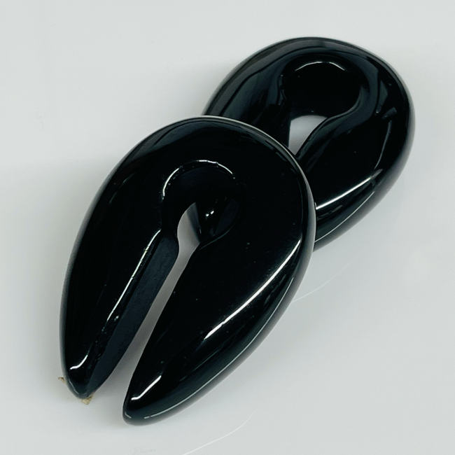 Onyx Keyhole Hangers