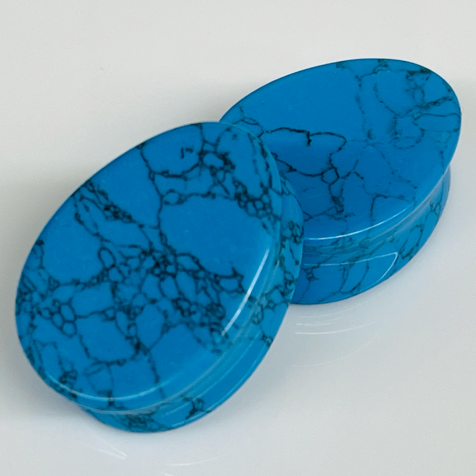 Turquoise Solid Teardrops Plugs