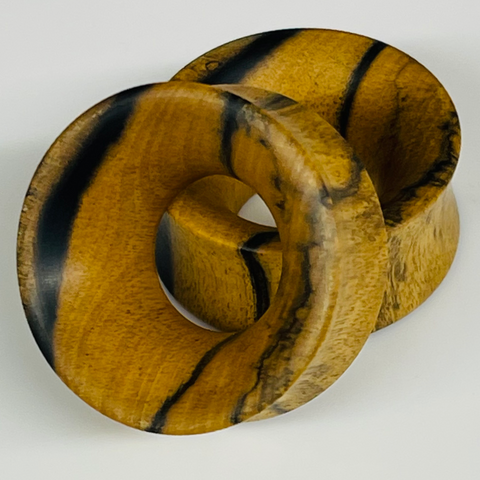 Olivewood Thick Tunnels Round Plugs