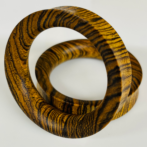 Walnut Thin Tunnels Round Plugs