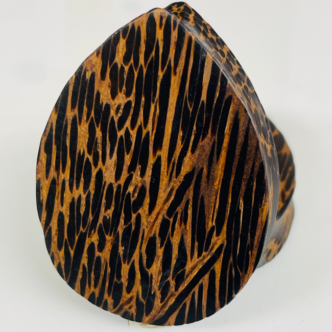 Black Palm Solid Teardrop Plugs