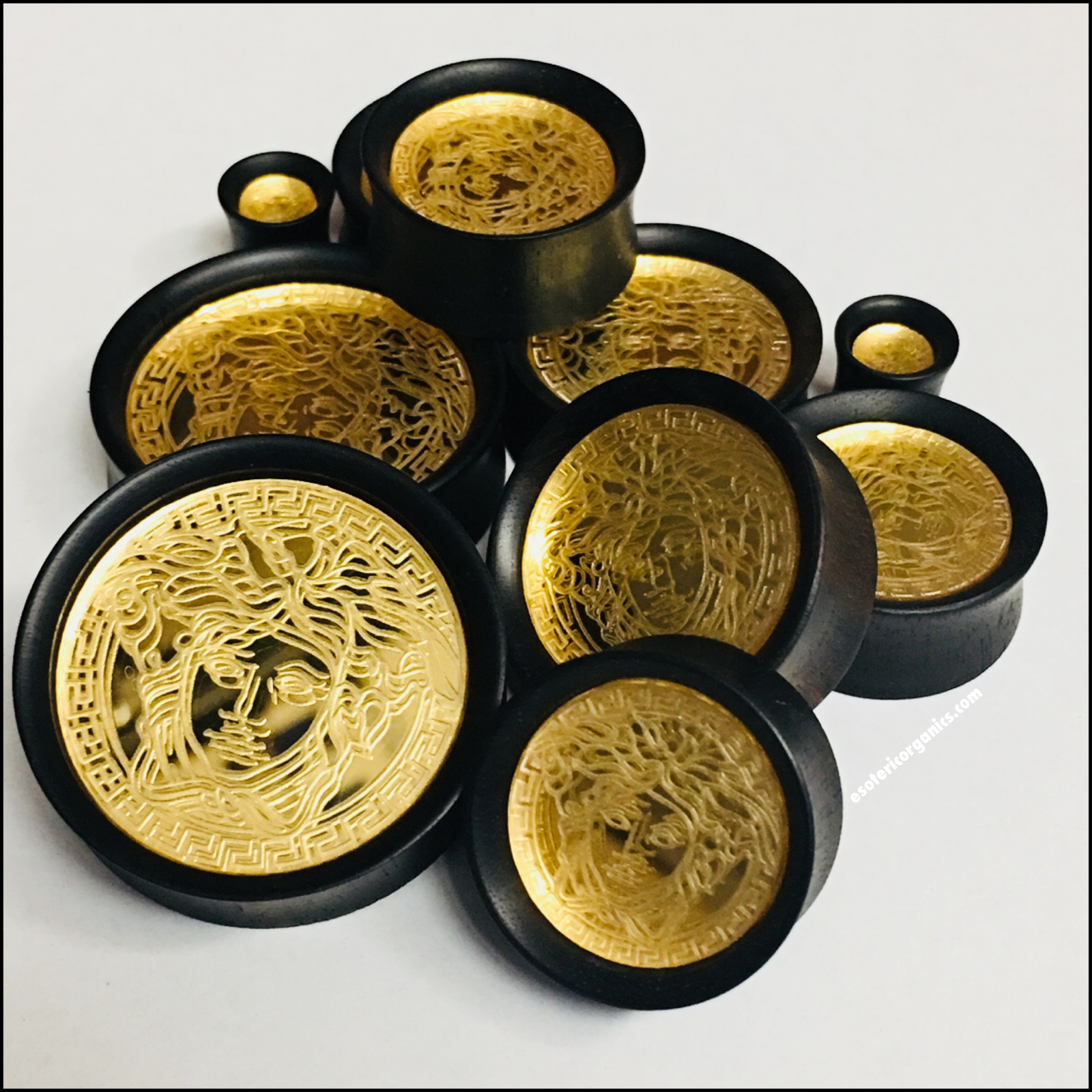 Ebony Gold Mirror Medusa Solid Round Plug
