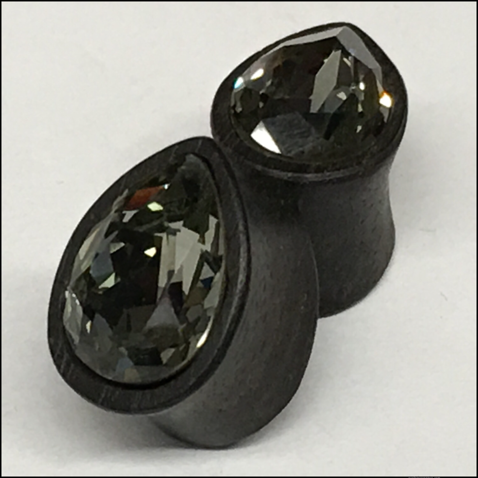 Ebony Med Swarovski Black Diamond Teardrop Plugs